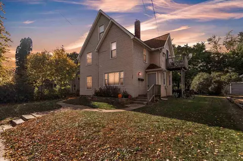 1008 Williams, Jackson, MI 49203 photo 1