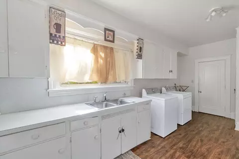 1008 Williams, Jackson, MI 49203 photo 8