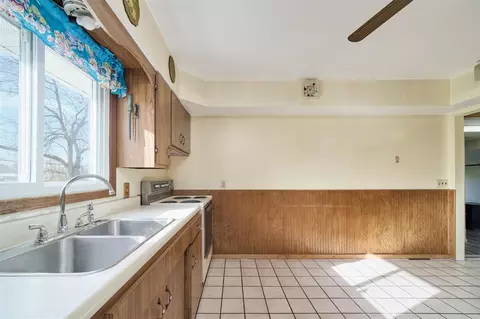 8828 E Loop, Hesperia, MI 49421 photo 7