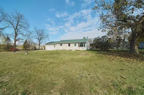 8828 E Loop, Hesperia, MI 49421 photo 3