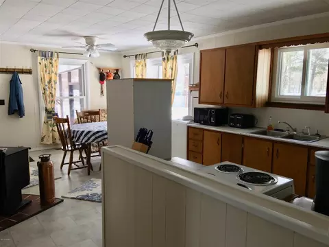 7688 E Washington, Branch, MI 49402 photo 16