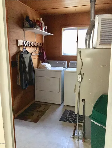 7688 E Washington, Branch, MI 49402 photo 25