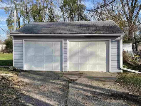 703 21st, Jackson, MI 49203 photo 8
