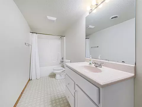 6816 Napoleon, Jackson, MI 49201 photo 28