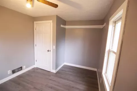 640 S Hooker, Three Rivers, MI 49093 photo 8