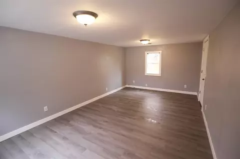 640 S Hooker, Three Rivers, MI 49093 photo 17