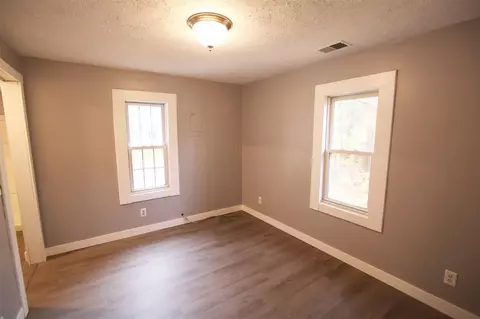 640 S Hooker, Three Rivers, MI 49093 photo 11