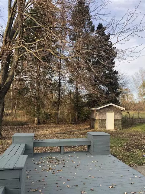 628 Harrison, Belding, MI 48809 photo 7