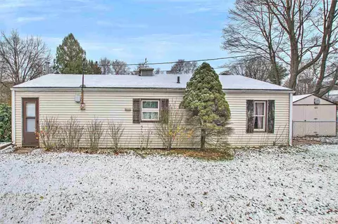 607 Main, Buchanan, MI 49107 photo 14