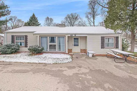 607 Main, Buchanan, MI 49107 photo 1