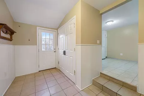 389 Boynton, Lowell, MI 49331 photo 14