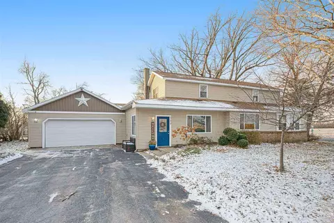 389 Boynton, Lowell, MI 49331 photo 1