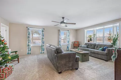 389 Boynton, Lowell, MI 49331 photo 18