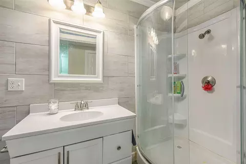 389 Boynton, Lowell, MI 49331 photo 21