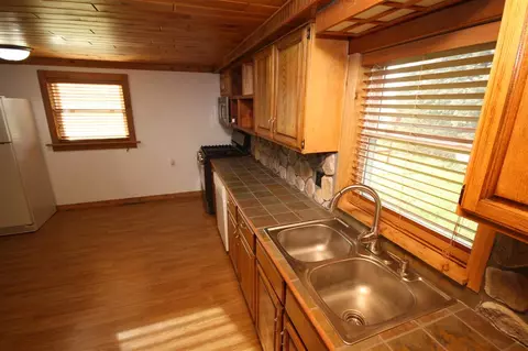 9376 E R, Scotts, MI 49088 photo 19