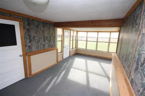 9376 E R, Scotts, MI 49088 photo 27