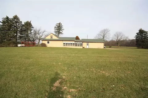 9376 E R, Scotts, MI 49088 photo 31
