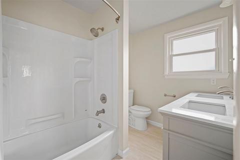2400 Noon Rd, Jackson, MI 49201 photo 12