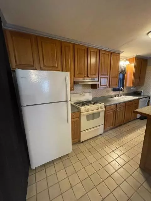 917 8th, Three Rivers, MI 49093 photo 6
