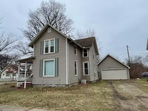 917 8th, Three Rivers, MI 49093 photo 3