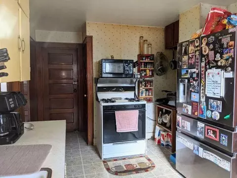 658 Chester, Jackson, MI 49203 photo 15