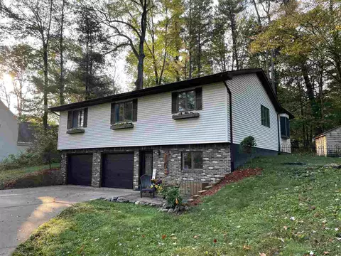 19575 Golfview, Big Rapids, MI 49307 photo 1