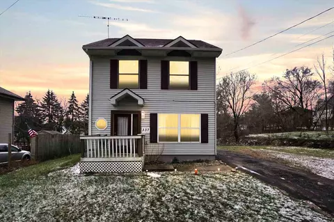 337 Madison, Jackson, MI 49202 photo 1