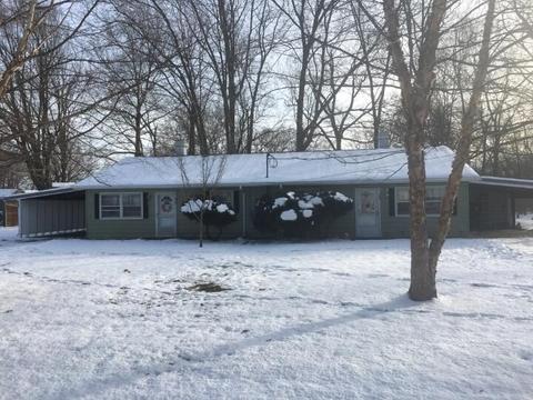 233 12th, Plainwell, MI 49080 photo 2
