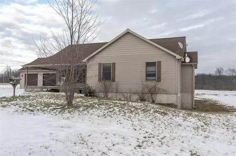 886 Fuller, Bailey, MI 49303 photo 3