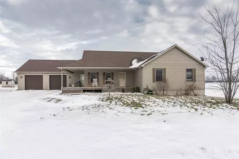 886 Fuller, Bailey, MI 49303 photo 2