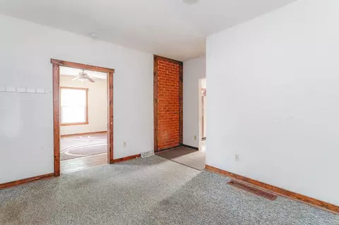 117 W Morrell, Jackson, MI 49203 photo 7