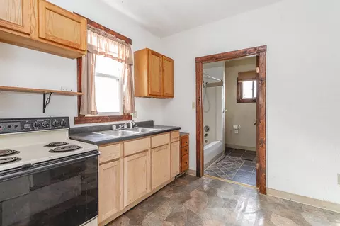 117 W Morrell, Jackson, MI 49203 photo 5