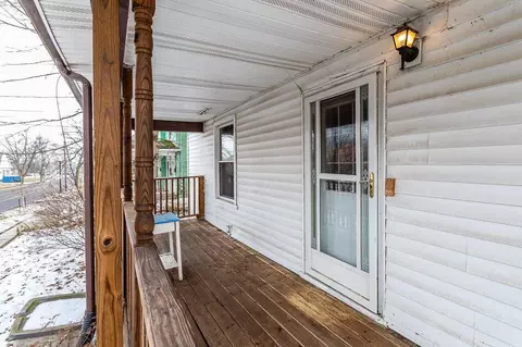 117 W Morrell, Jackson, MI 49203 photo 3