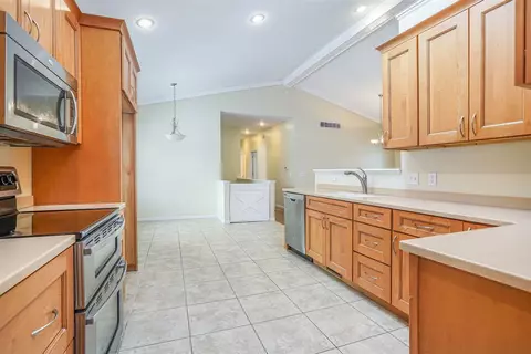 308 6th, Plainwell, MI 49080 photo 12