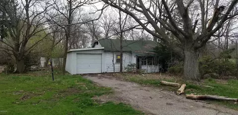 840 E Hoffman, Three Rivers, MI 49093 photo 1