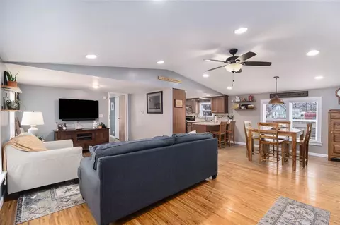 344 W Jackson, Mendon, MI 49072 photo 3