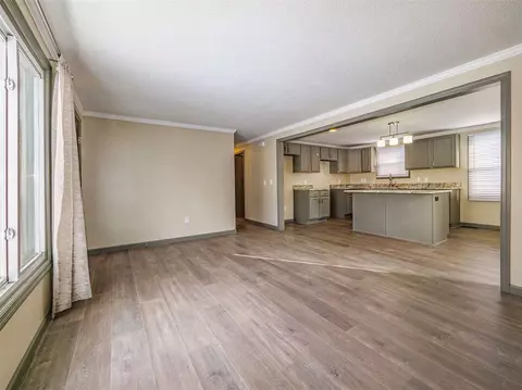 949 Concord, Jackson, MI 49202 photo 5