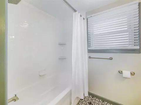 949 Concord, Jackson, MI 49202 photo 20