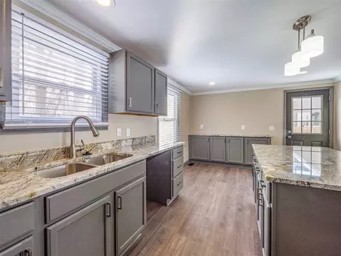 949 Concord, Jackson, MI 49202 photo 10
