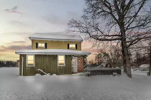 242 Davis, Marcellus, MI 49067 photo 2