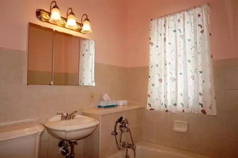 1112 E North, Jackson, MI 49202 photo 13
