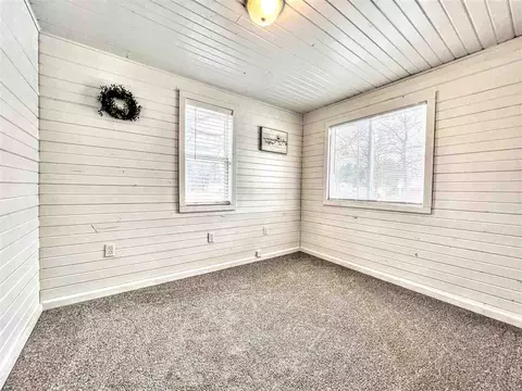 86 N North, White Cloud, MI 49349 photo 6