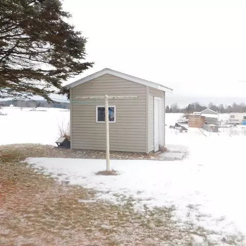8314 E Loop, Hesperia, MI 49421 photo 22