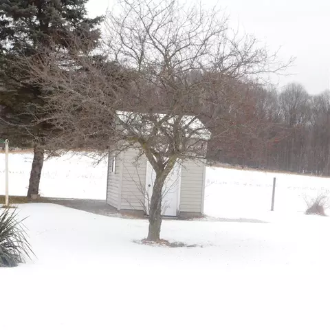 8314 E Loop, Hesperia, MI 49421 photo 21