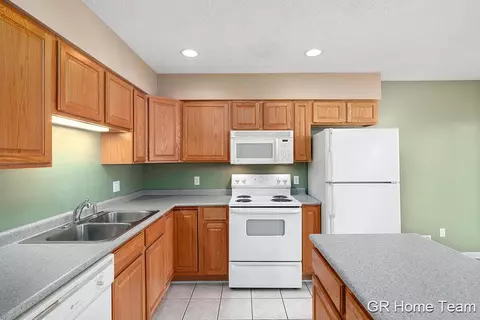 2014 Conservation, Lowell, MI 49331 photo 12