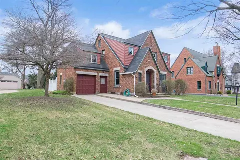 511 4th, Manistee, MI 49660 photo 4