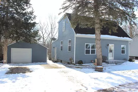 737 Washington, Brighton, MI 48116 photo 1