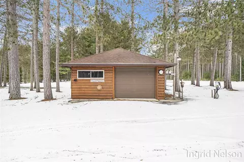 5416 N Spruce, White Cloud, MI 49349 photo 19