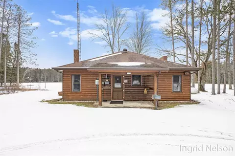5416 N Spruce, White Cloud, MI 49349 photo 18