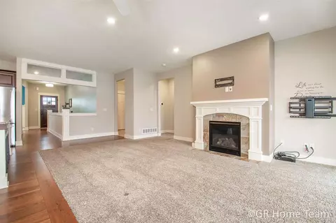504 W Abbey Ml, Ada, MI 49301 photo 3